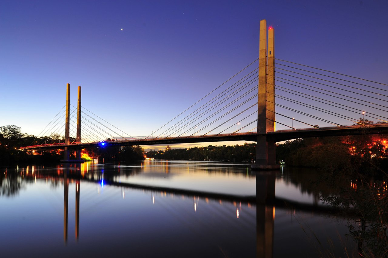 Eleanor Schonell Bridge