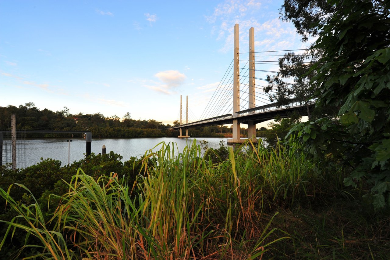 Eleanor Schonell Bridge