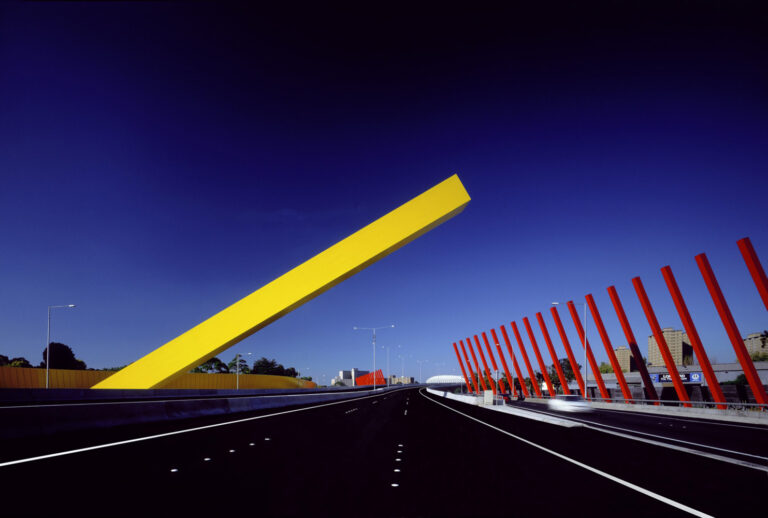 Melbourne Gateway / Sound Tube Denton Corker Marshall