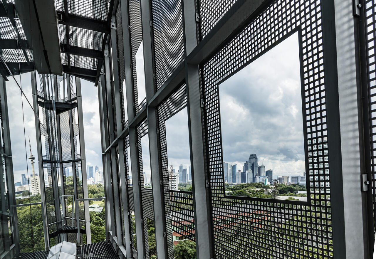 Kompas Multimedia Towers