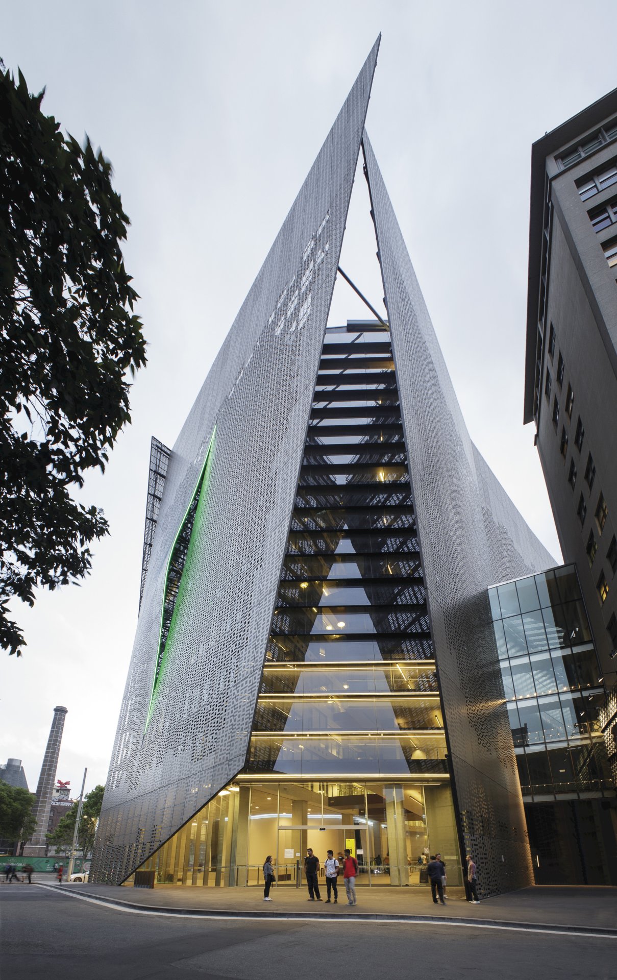 Faculty of Engineering + Information Technology, UTS