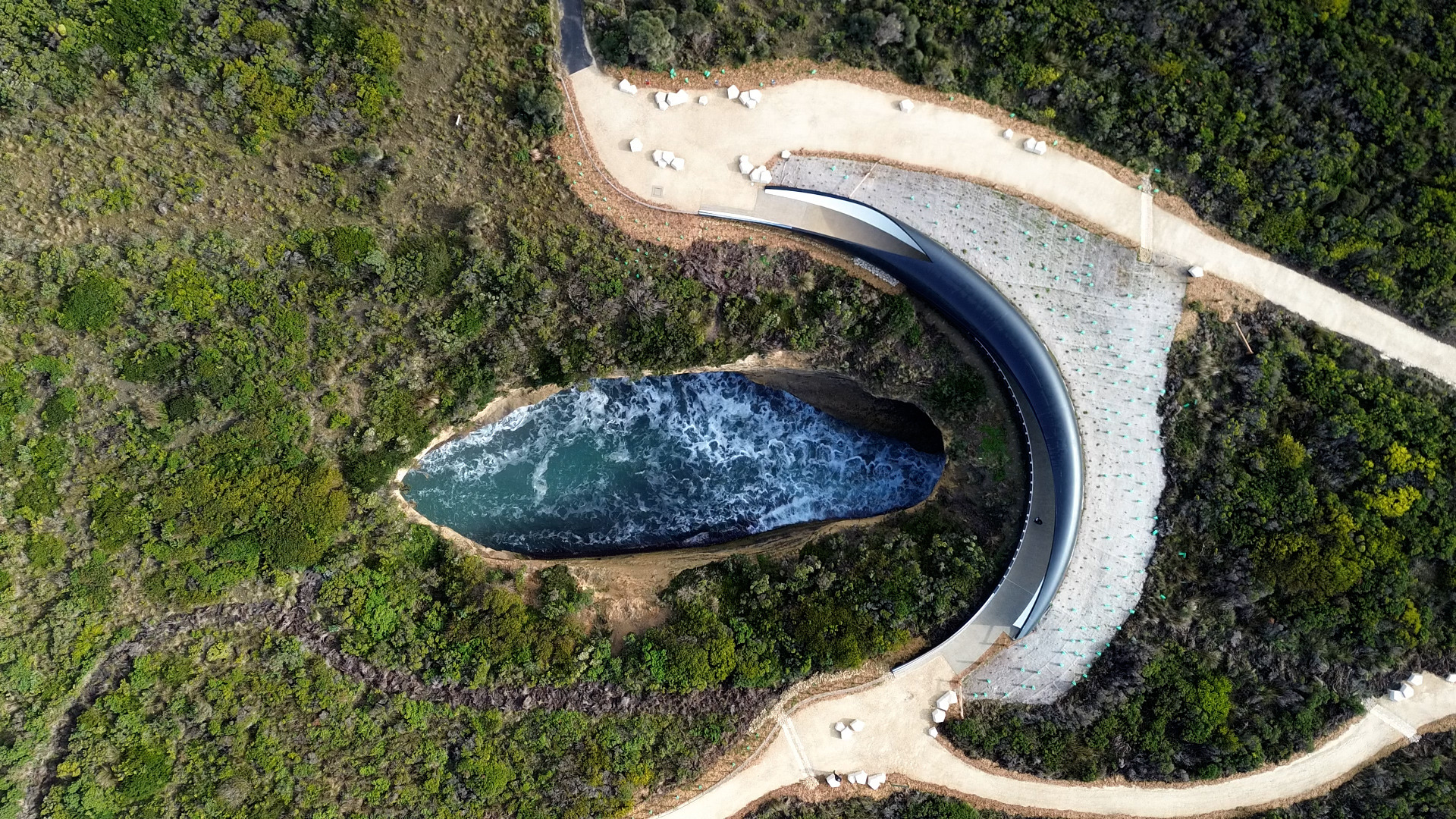 Poombeeyt Koontapool Lookout