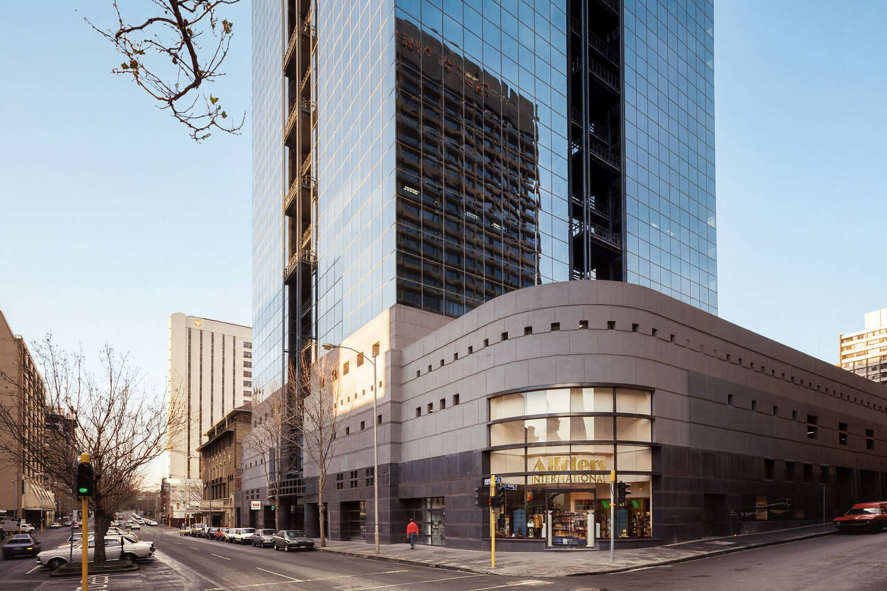222 Exhibition Street