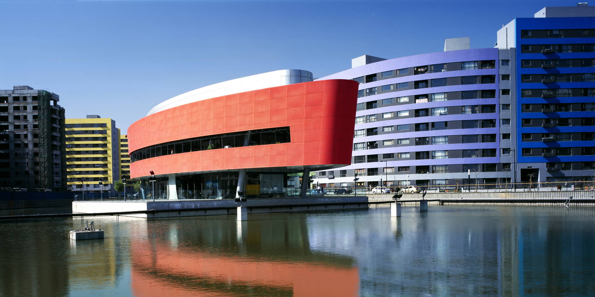 Sunshine 100, International New Town