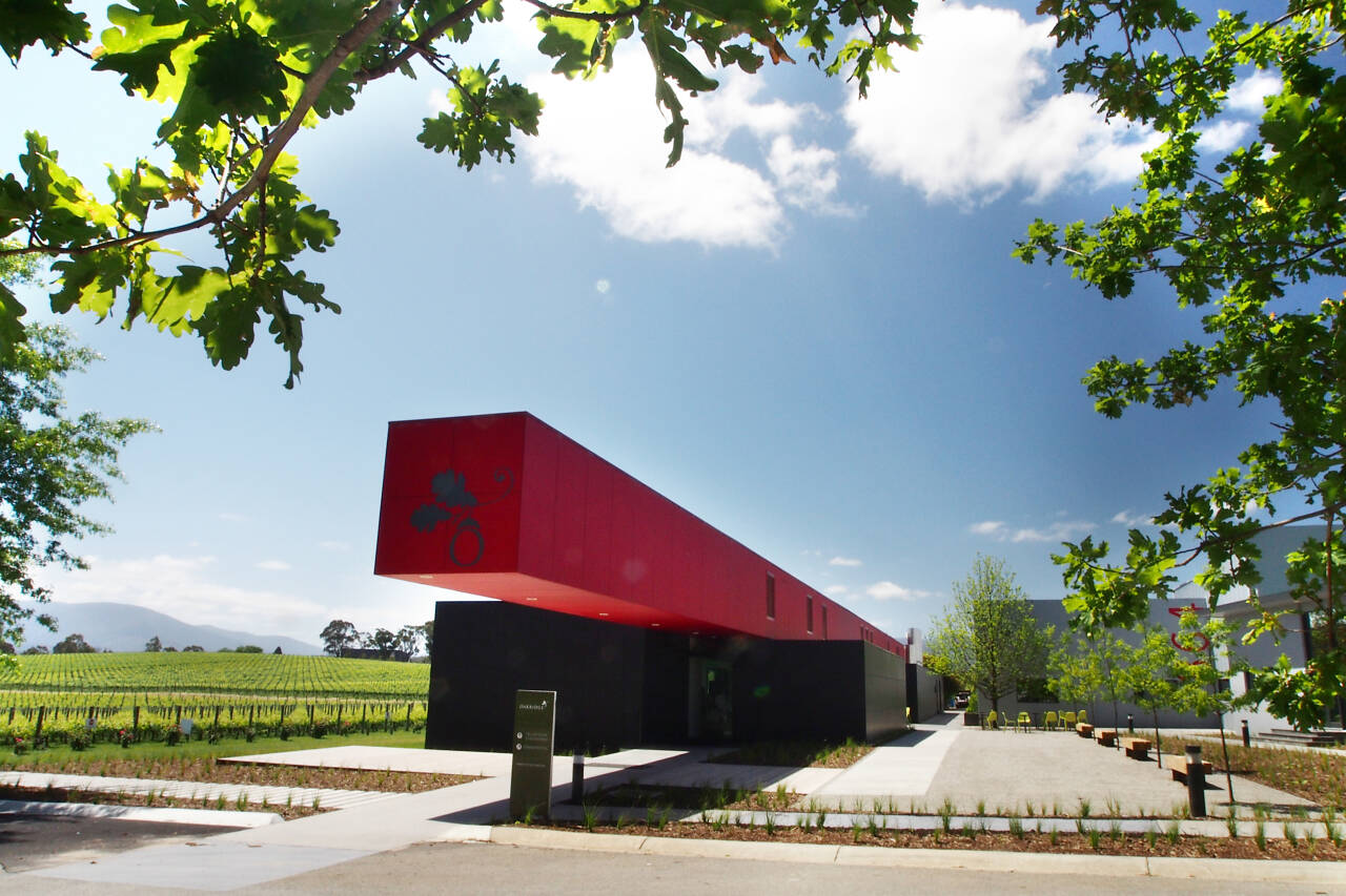 Oakridge Winery, Cellar Door + Restaurant